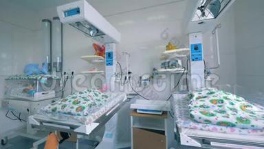 产妇设施。 新生儿的房间。